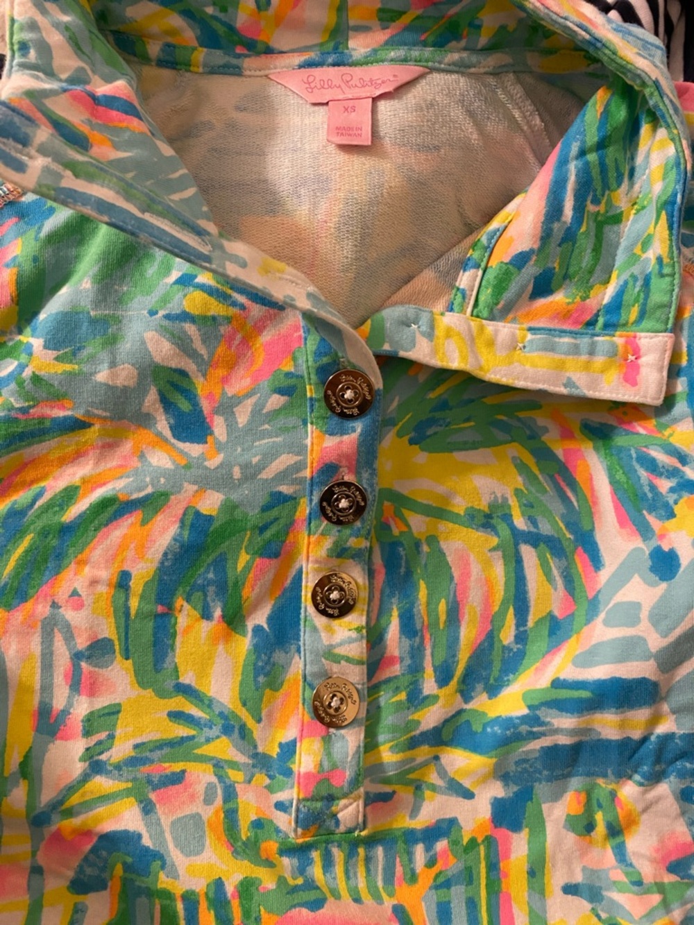 Lilly Pulitzer UPF 50+ Captain Popover in Multi Sea Salt and Fun Sz XS - Picture 4 of 10